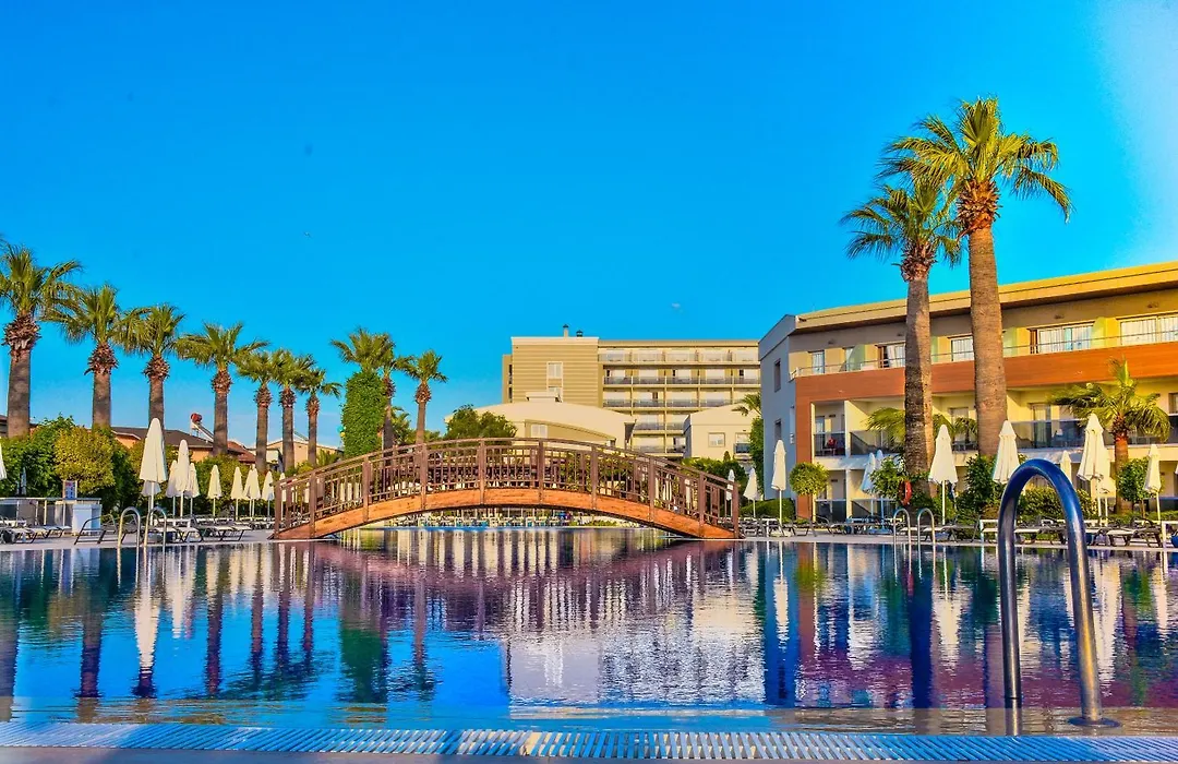 Palm Wings Kusadasi Beach Resort&Spa-1