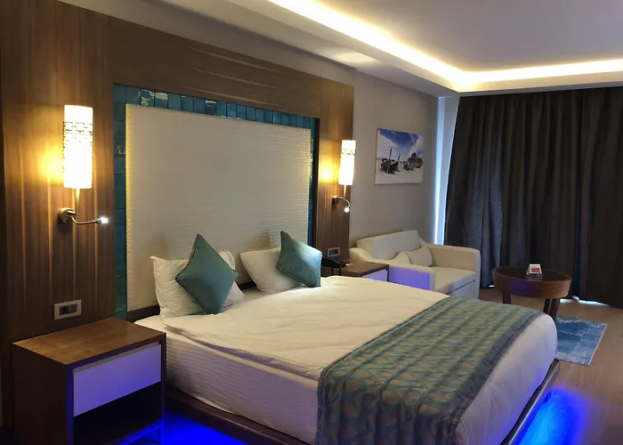 Ramada Hotel & Suites By Wyndham Kusadasi
