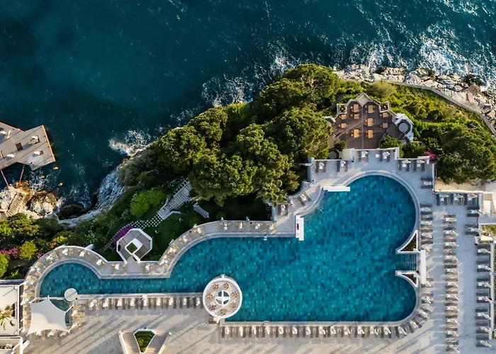 Korumar Hotel Deluxe