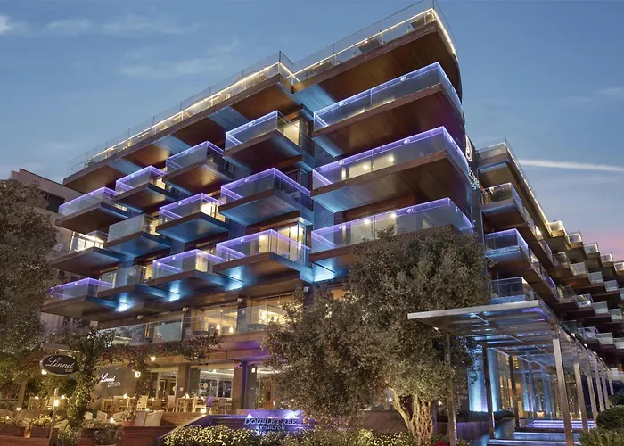 Doubletree By Hilton Kusadasi